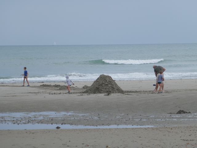 Château de sable sur la plage